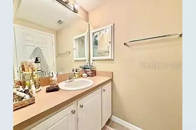 9177 SW 52nd Road #E203, Gainesville, FL 32608 - Photo 11