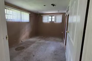 2212 NE 8th Ave, Gainesville, FL 32641 - Photo 5