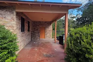2212 NE 8th Ave, Gainesville, FL 32641 - Photo 27