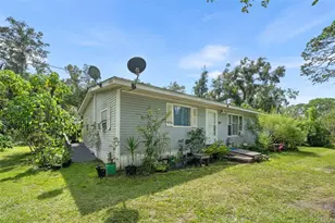 240 SE 923rd St, Old Town, FL 32680 - Photo 1