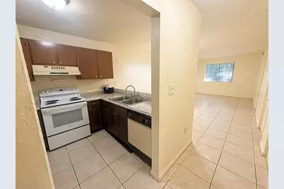 75 SE 16th Avenue #A103, Gainesville, FL 32601 - Photo 3