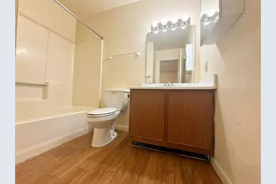 75 SE 16th Avenue #A103, Gainesville, FL 32601 - Photo 9