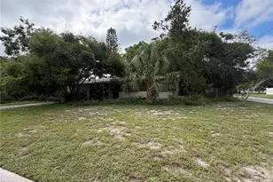 3216 W Tyson Ave, Tampa, FL 33611 - Photo 1