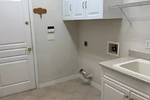 8718 SW 8th Pl, Gainesville, FL 32607 - Photo 27