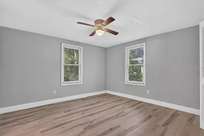 1315 NE 3rd Avenue, Gainesville, FL 32641 - Photo 9