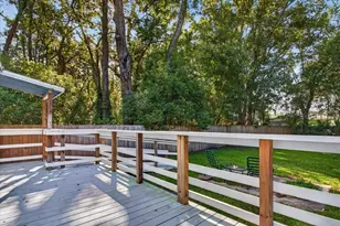 1315 NE 3rd Ave, Gainesville, FL 32641 - Photo 13