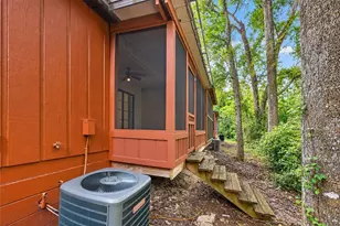 5606 SW 8th Pl, Gainesville, FL 32607 - Photo 17