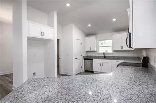 213 SW Bellflower Dr, Lake City, FL 32024 - Photo 13