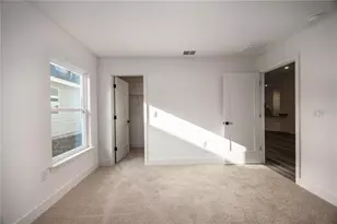 213 SW Bellflower Dr, Lake City, FL 32024 - Photo 9