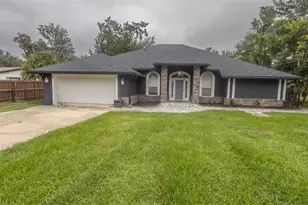 241 SE 5th Ave, Melrose, FL 32666 - Photo 1