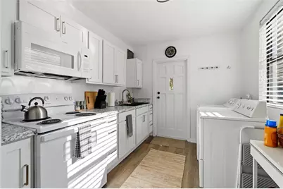 825 NW 19th Avenue, Gainesville, FL 32609 - Photo 11