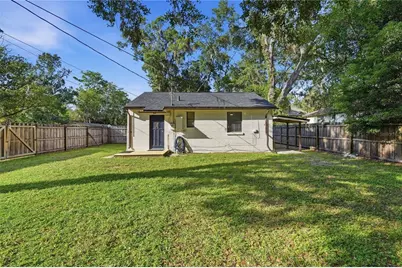 825 NW 19th Avenue, Gainesville, FL 32609 - Photo 19
