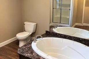 613 Queens Rd, Gainesville, FL 32607 - Photo 5
