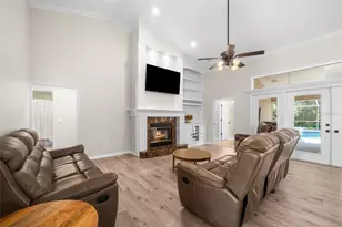 10527 NW 14th Pl, Gainesville, FL 32606 - Photo 5