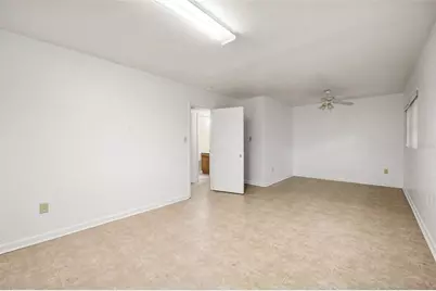 1321 NE 20th Avenue, Gainesville, FL 32609 - Photo 15