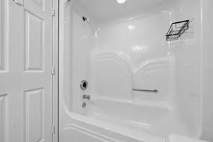 196 Belina Dr, Naples, FL 34104 - Photo 21