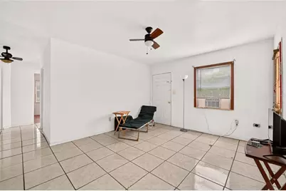 907 NE 24th Street, Gainesville, FL 32641 - Photo 9