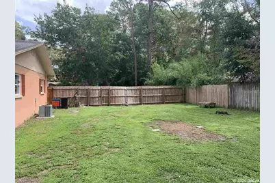 3706 NW 45th Street #B, Gainesville, FL 32607 - Photo 17