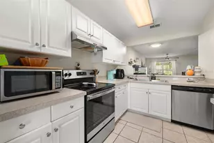 2362 SW 42nd Way, Gainesville, FL 32607 - Photo 9