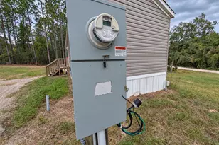 6038 NW 17th Ct, Bell, FL 32619 - Photo 5