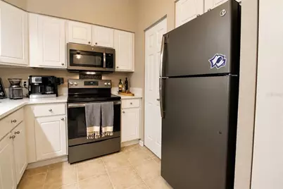9124 SW 51 Road #B 303, Gainesville, FL 32608 - Photo 5