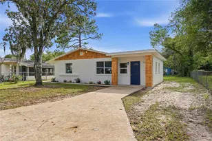1228 SE 19th St, Gainesville, FL 32641 - Photo 3
