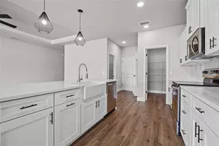 6724 SW 12th Ln, Gainesville, FL 32607 - Photo 5