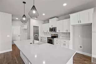 6724 SW 12th Ln, Gainesville, FL 32607 - Photo 3