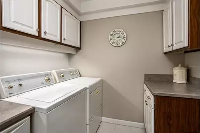 1717 NW 23rd Avenue #2E, Gainesville, FL 32605 - Photo 13