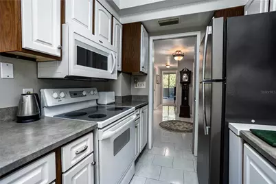 1717 NW 23rd Avenue #2E, Gainesville, FL 32605 - Photo 11