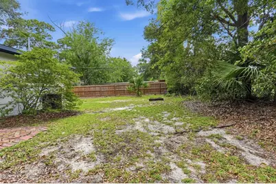 1038 NE 21st Avenue, Gainesville, FL 32609 - Photo 21