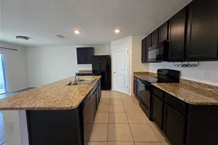 887 N W 250 Dr, Newberry, FL 32669 - Photo 5