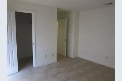 5701 NW 23rd Terrace #6, Gainesville, FL 32653 - Photo 9