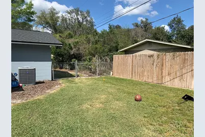 4017 NW 36th Terrace, Gainesville, FL 32605 - Photo 7