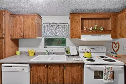 7030 NW 167th Place, Trenton, FL 32693 - Photo 9