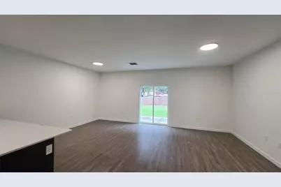 1589 NW 29th Road #7, Gainesville, FL 32605 - Photo 3