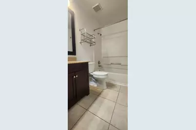 5752 SW 8th Place, Gainesville, FL 32608 - Photo 13