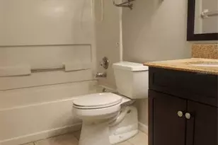 5752 SW 8th Pl, Gainesville, FL 32608 - Photo 9