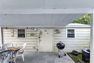 7990 Floral Ridge Cir, Keystone Heights, FL 32656 - Photo 11