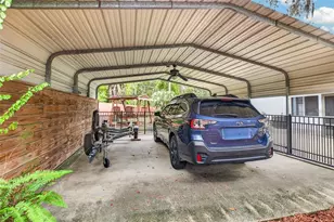657 SE 2nd Ave, Melrose, FL 32666 - Photo 5