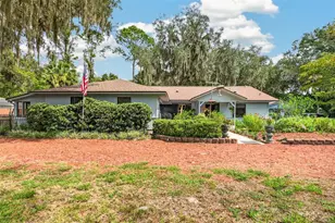 657 SE 2nd Ave, Melrose, FL 32666 - Photo 3