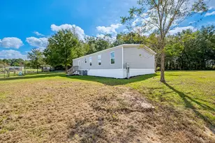 2729 SW Watson St, Fort White, FL 32038 - Photo 5