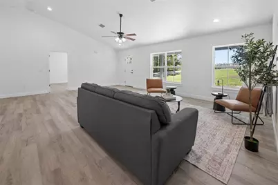 2752 NW Tenth Street, Bell, FL 32619 - Photo 17