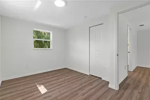 654 NE 2nd St, Crystal River, FL 34429 - Photo 13