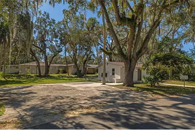 654 NE 2nd Street, Crystal River, FL 34429 - Photo 17