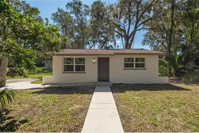 654 NE 2nd Street, Crystal River, FL 34429 - Photo 1
