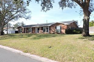 847 Hillside Ave - Photo 3