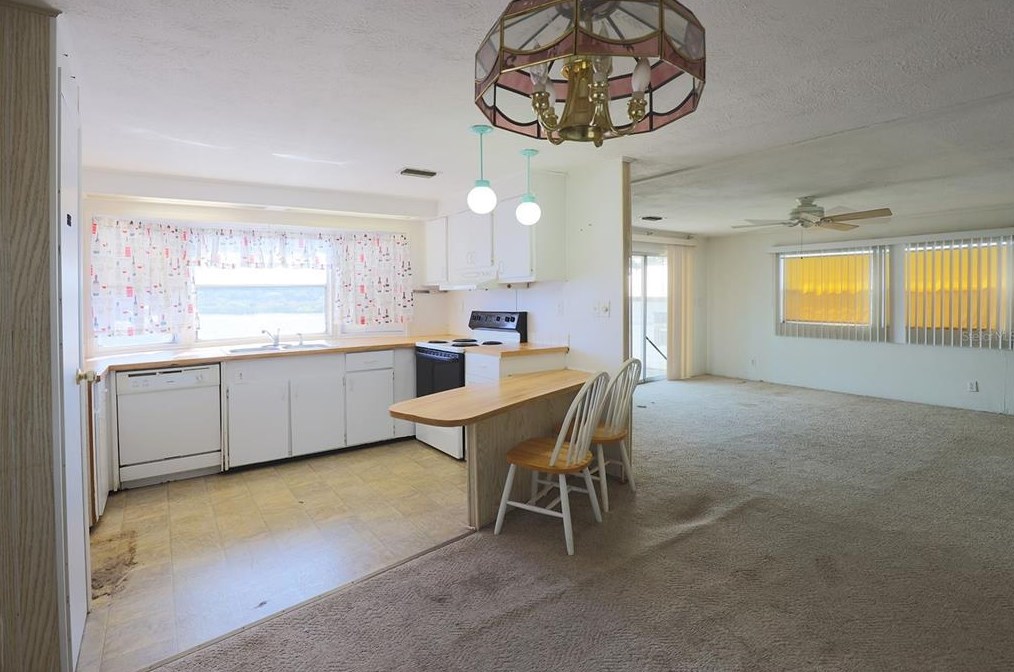 1125 Peninsular Dr, Lake Wales FL  33853-5039 exterior