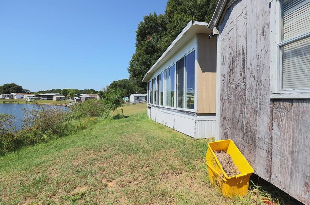 1125 Peninsular Dr, Lake Wales FL  33853-5039 exterior