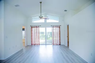 231 Lake Suzanne Drive, Lake Wales, FL 33859 - Photo 3